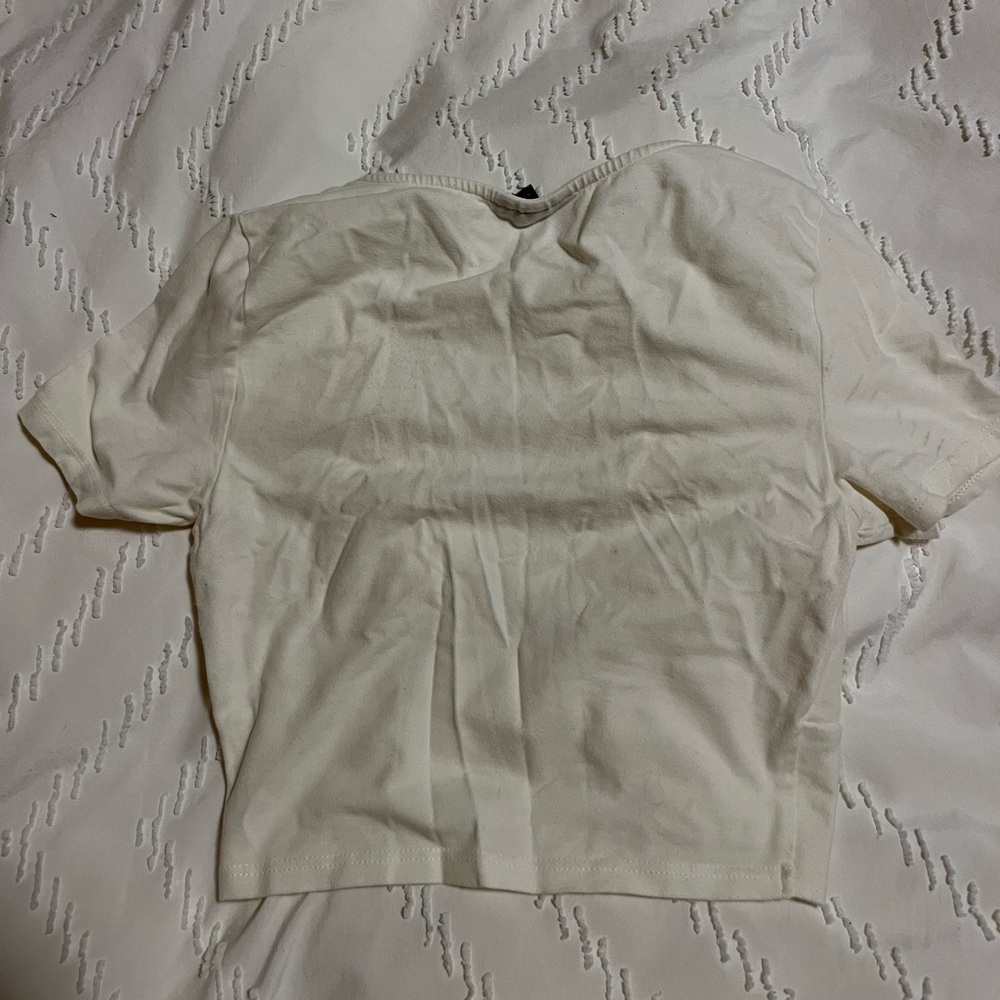 White tee - Picture 3 of 3